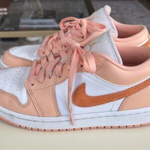 Jordan Women's Peach and White Sneakers